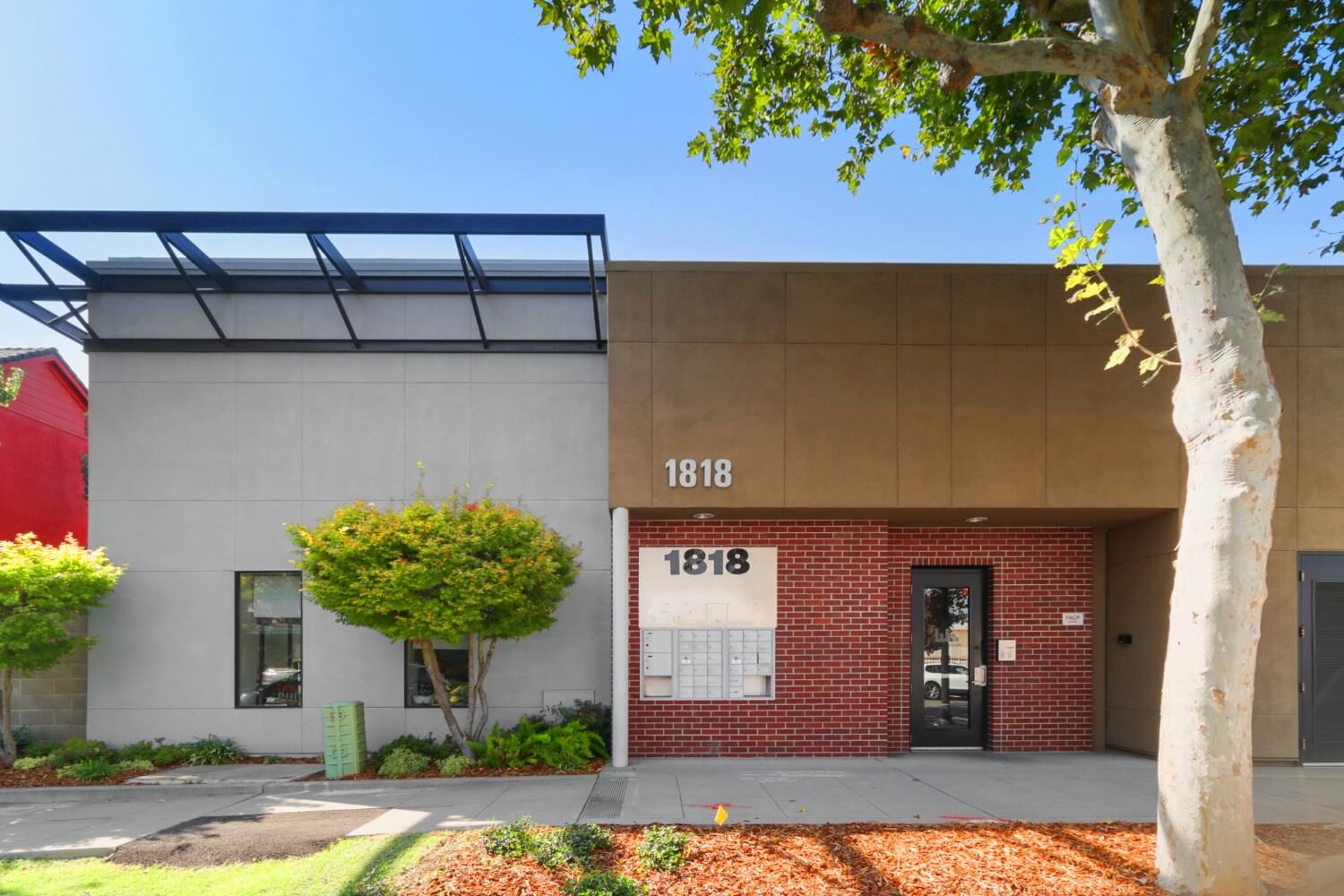 Property Photo:  1818 22nd Street 111  CA 95816 