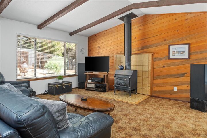 Property Photo:  334 Apple Blossom  CA 95247 