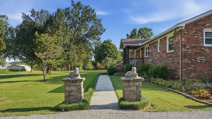 Property Photo: 2643 Roy McCollum Rd TN 37091