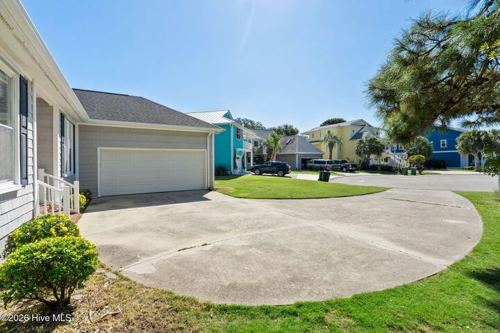 Property Photo:  833 Cutter Court  NC 28449 