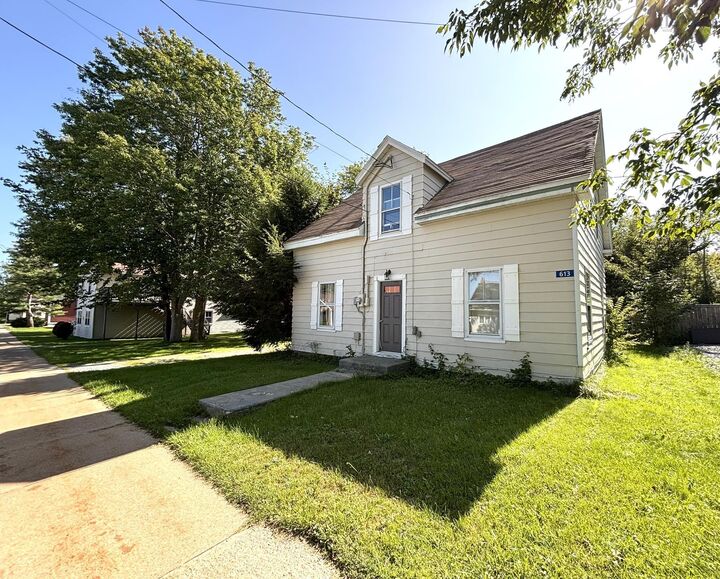 Property Photo:  613 Main Street  NS B0T 1K0 