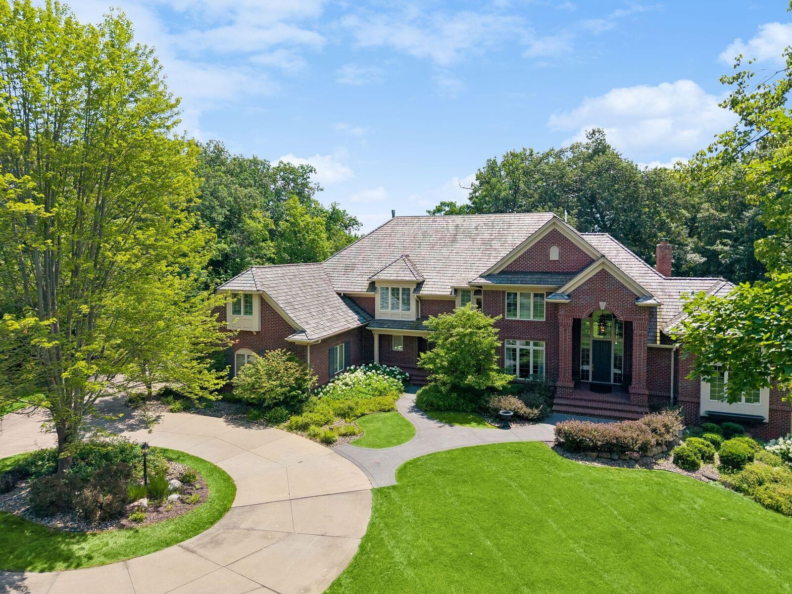 Property Photo: 6 Island Road MN 55127