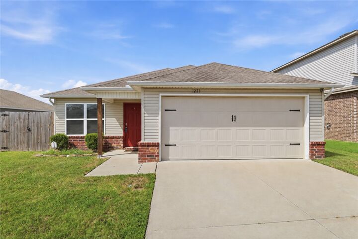 Property Photo:  1221 S Ivory Bill Lane  AR 72701 