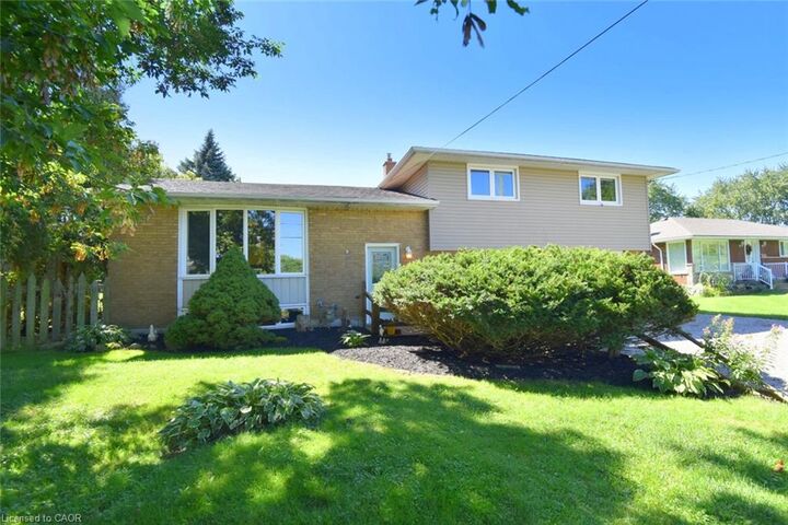 Property Photo:  8491 Dickenson Road  ON L0R 1W0 