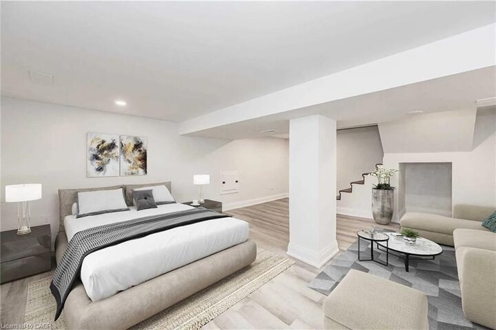 Property Photo:  1090 Cannon Street E Ll  ON L8L 2J4 