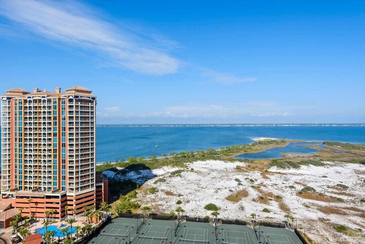 Property Photo: 3 Portofino Dr 1707 FL 32561