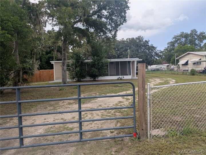 Property Photo:  7311 W Brady Lane  FL 34446 