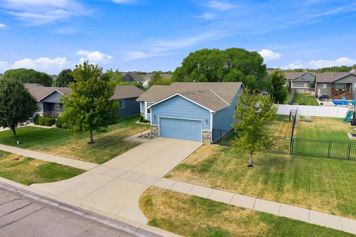 Property Photo:  1535 N Kentucky Ln  KS 67235 