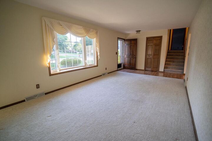 Property Photo:  973 Harvest Lane  WI 53590 