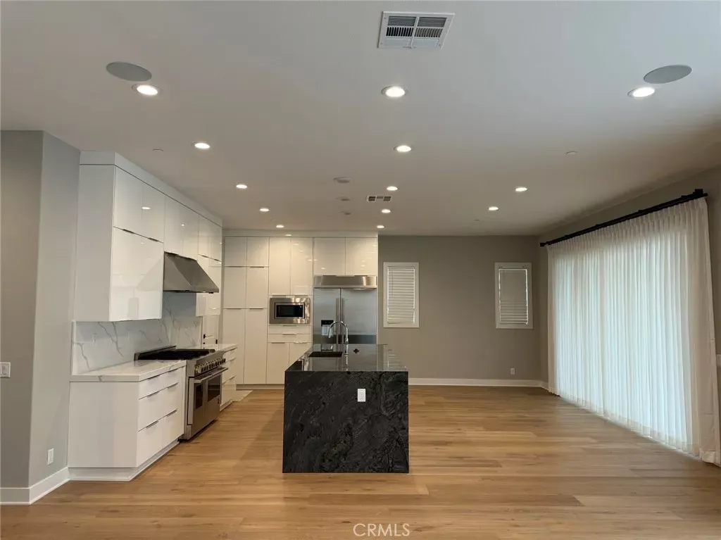 Property Photo:  110 Orange Grv  CA 92630 