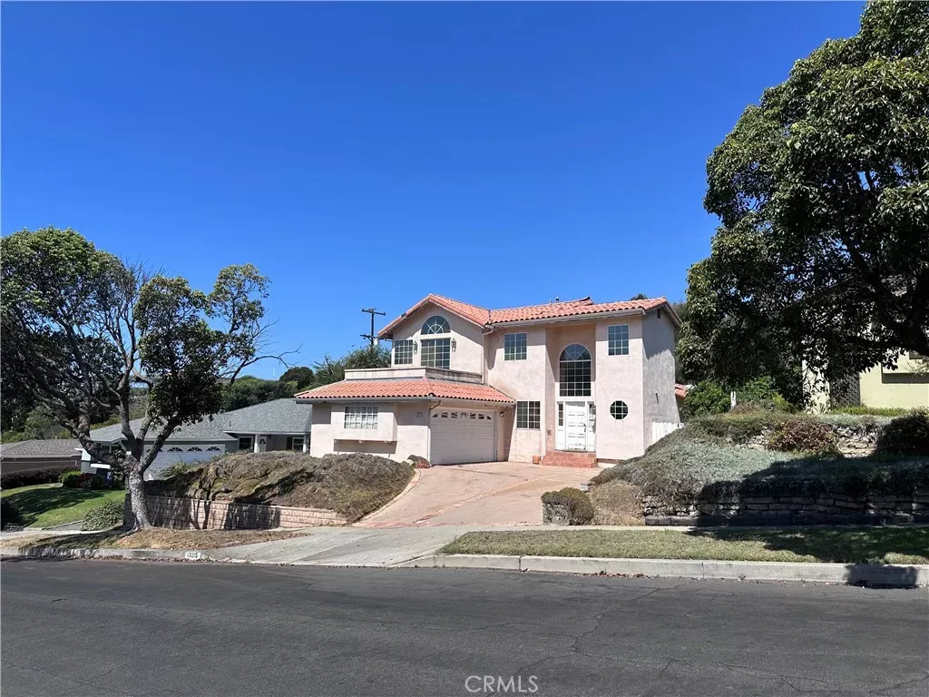 Property Photo:  13215 Dewey Street  CA 90066 