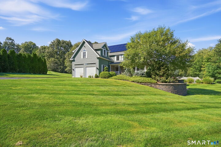 Property Photo:  10 Overlook Pass  CT 06029 