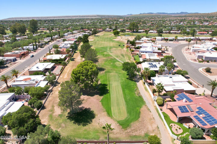 Property Photo:  286 E Paseo De Golf  AZ 85614 