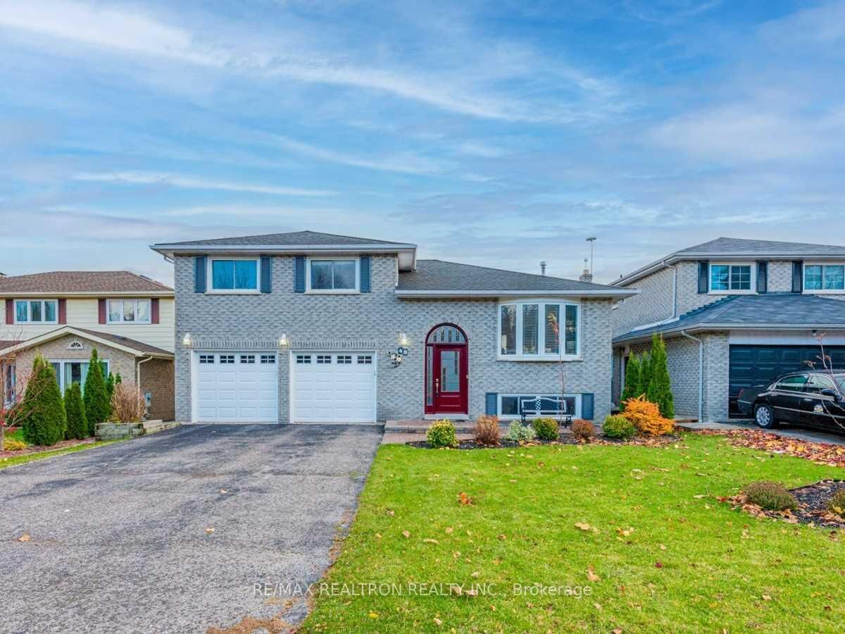 Property Photo:  48 Imperial Crescent  ON L3Z 2N8 