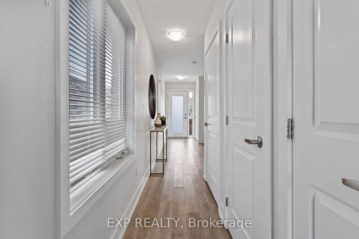 Property Photo:  115 Shoreview Place 6  ON L8E 0K4 