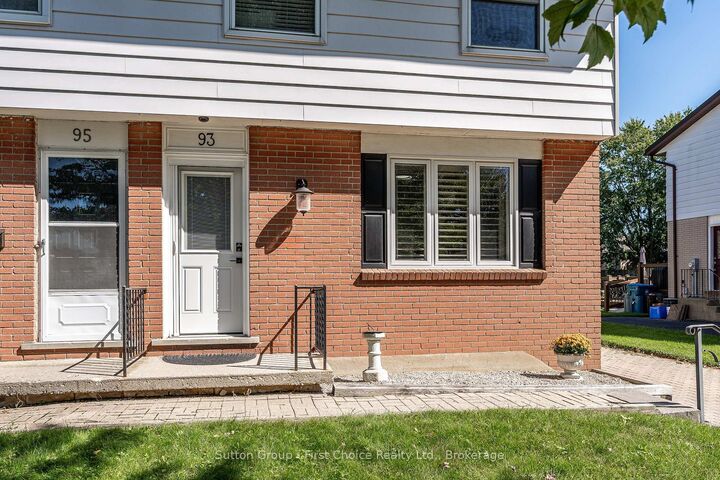 Property Photo:  93 Kemp Crescent  ON N5A 5C2 