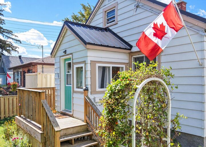 Property Photo:  331 Moffat Street  ON L3V 4E9 
