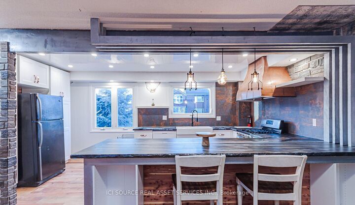 Property Photo:  3 Festival Drive Main Fl  ON M2R 3T9 