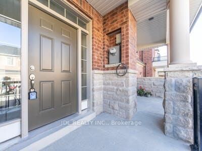 Property Photo:  6 Twinflower Lane  ON L4E 1E7 