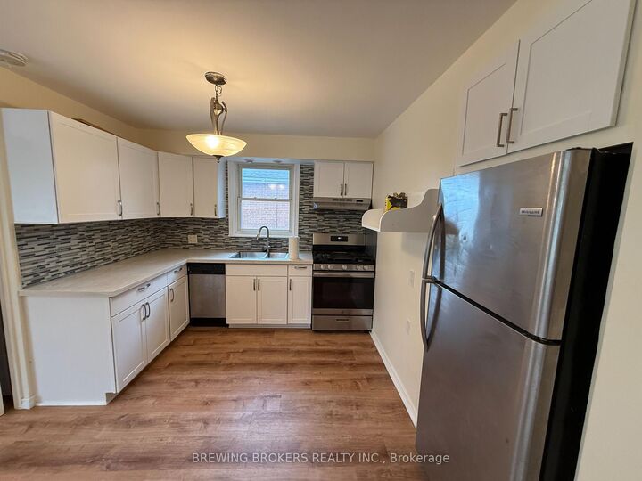 Property Photo: 175 East 33rd Street ON L8V 3T5