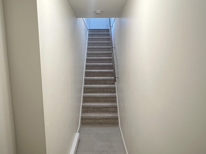 Property Photo:  32633 Simon Avenue 28  BC V2T 0G9 