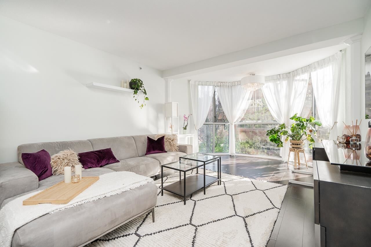 Property Photo: 811 Helmcken Street 403 BC V6Z 1B1