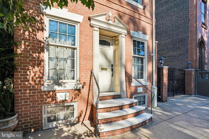 Property Photo:  2341 E Dauphin Street 43  PA 19125 