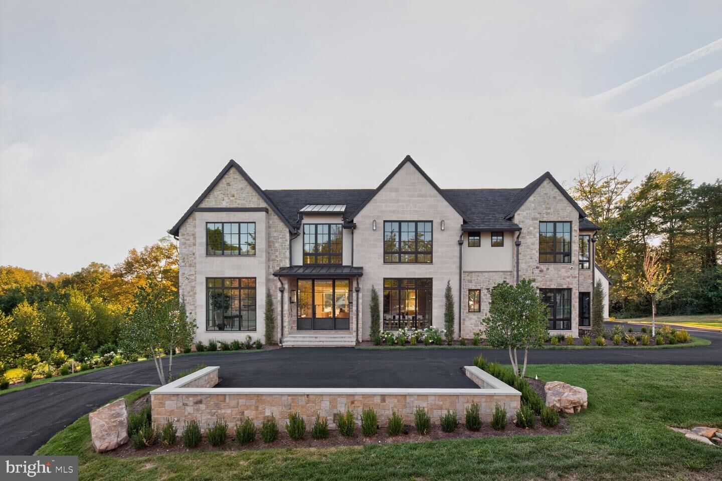 Property Photo: 1306 Ballantrae Court VA 22101