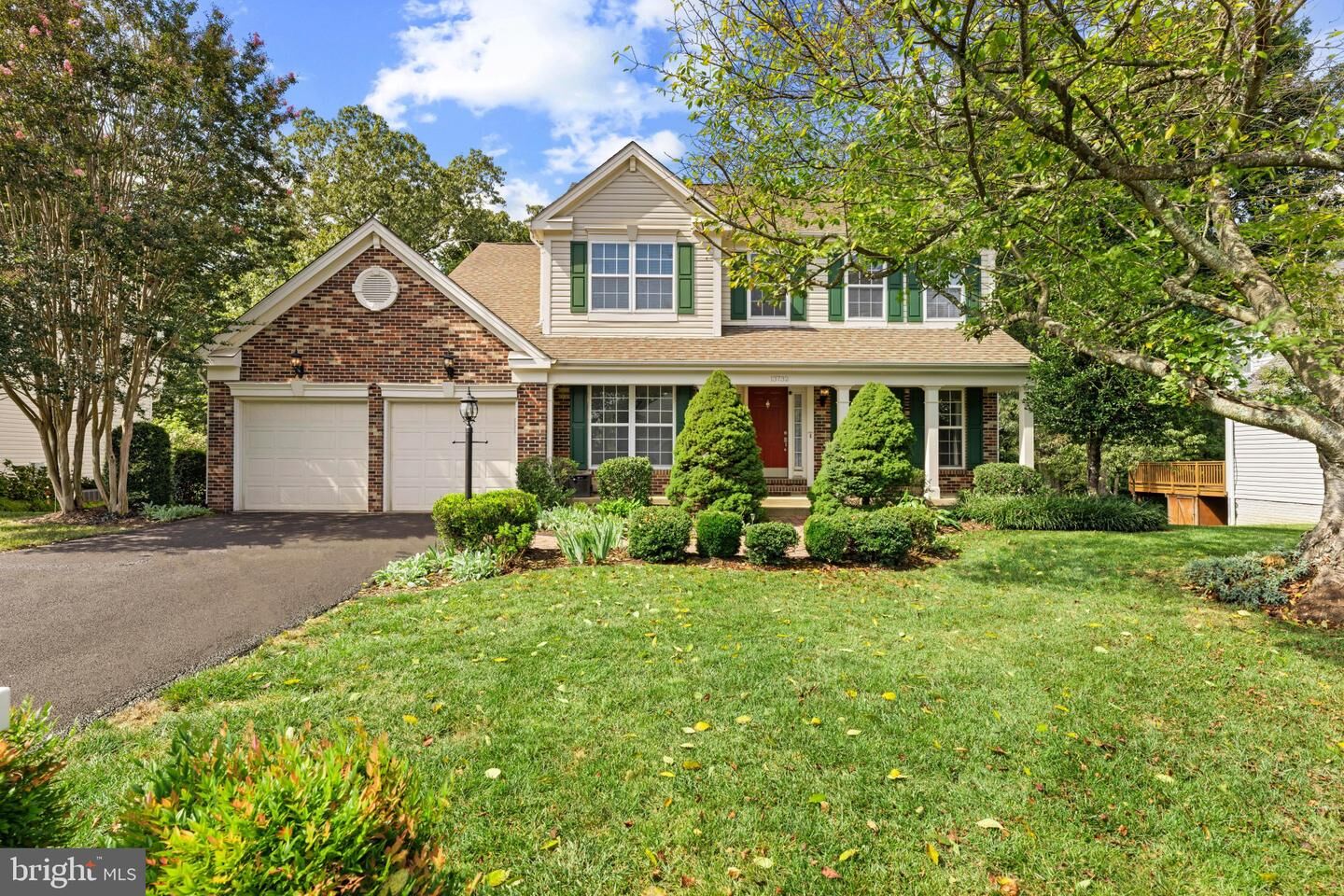 Property Photo:  13732 Bridlewood Drive  VA 20155 