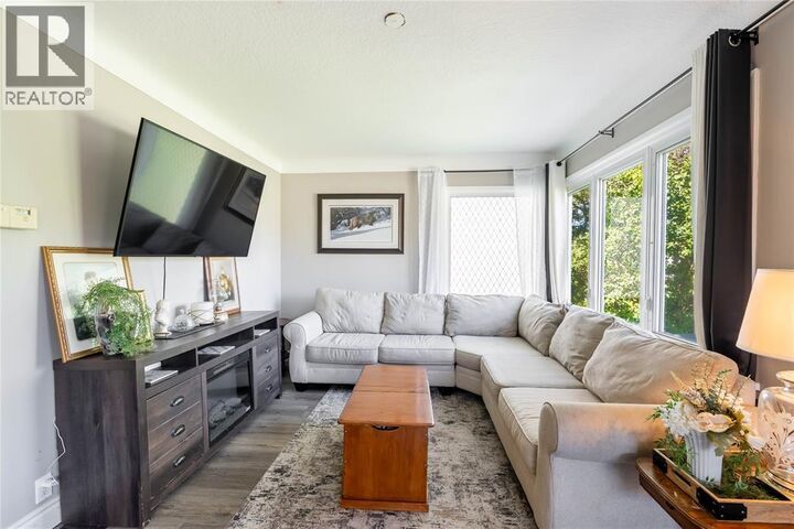 Property Photo:  199 Fane Street  ON N0N 1G0 