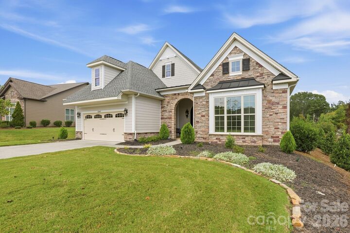 Property Photo:  12047 Cove Court  NC 28278 