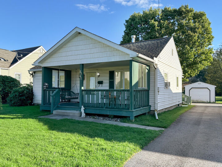 Property Photo: 1610 Bond St PA 15824