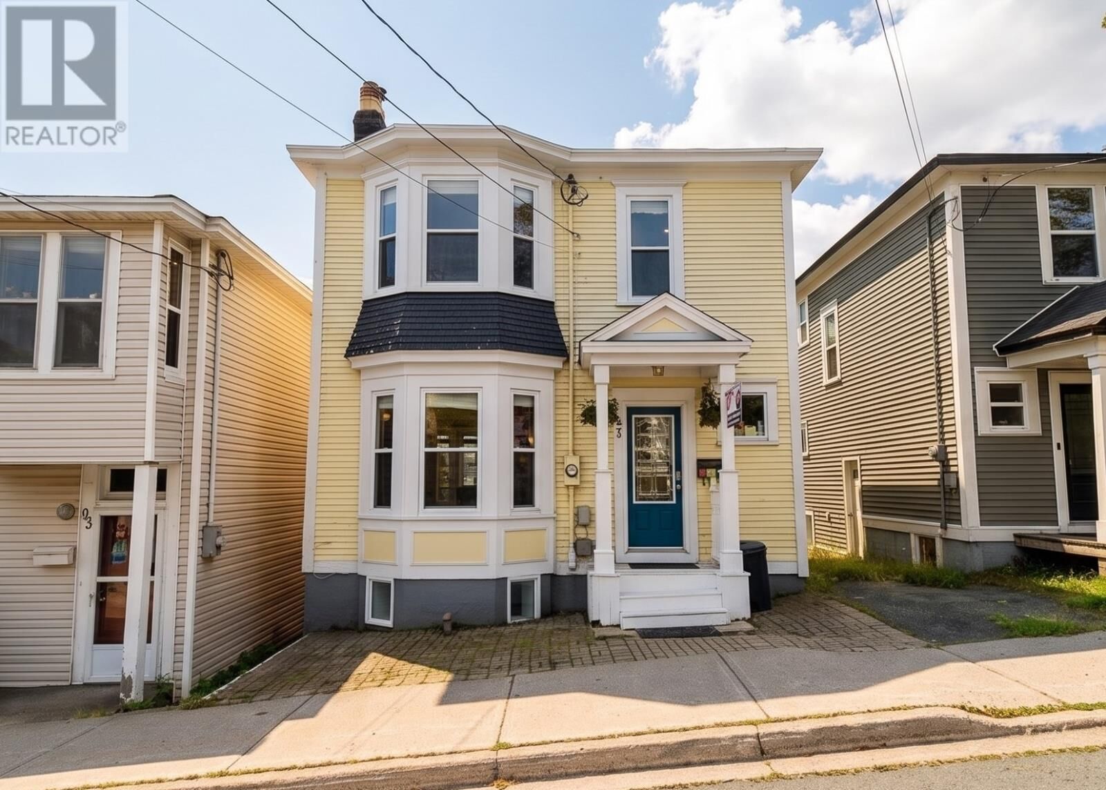 Property Photo:  87 Barter's Hill  NL A1C 4K6 