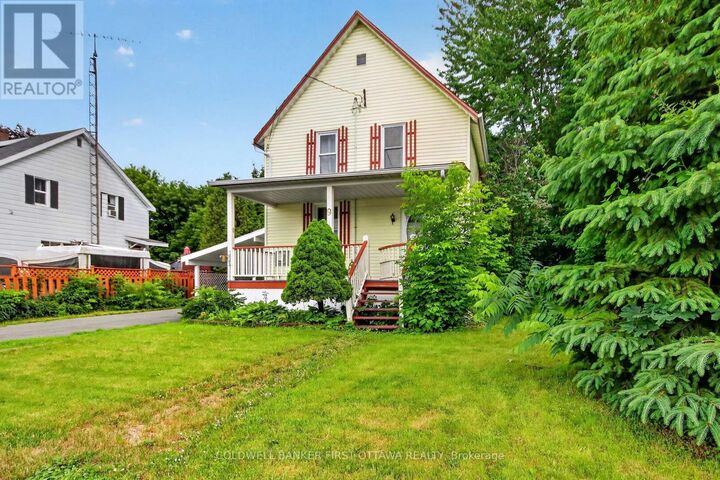 Property Photo: 9 Maud Street ON K0C 1X0