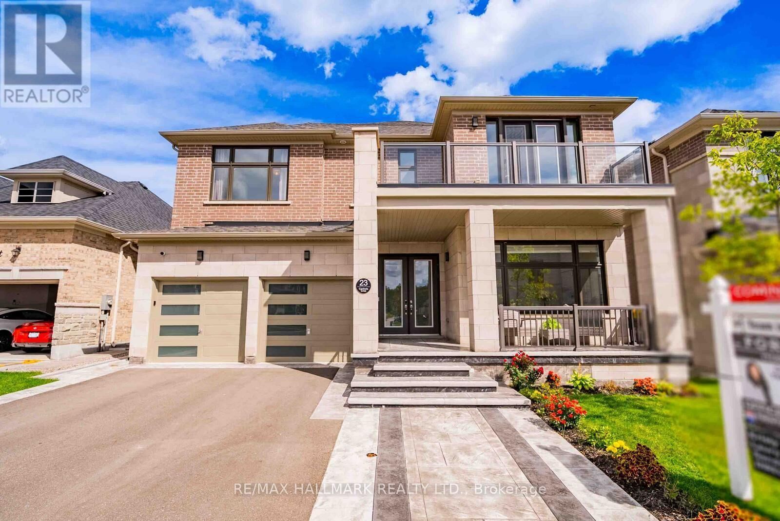 Property Photo:  23 Carlinds Crescent  ON L4A 4X1 