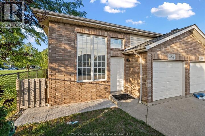 Property Photo:  4574 Tumbleweed Crescent  ON N9G 3C2 