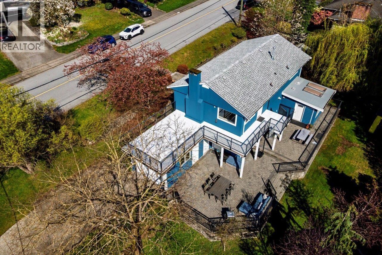 Property Photo:  2094 Viewlynn Drive  BC V7J 2W8 