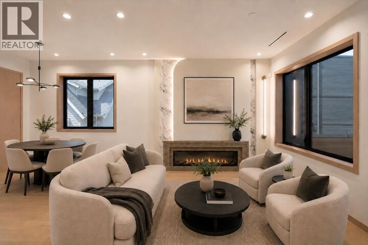 Property Photo:  1448 East 30th Avenue 1  BC V5N 3A2 