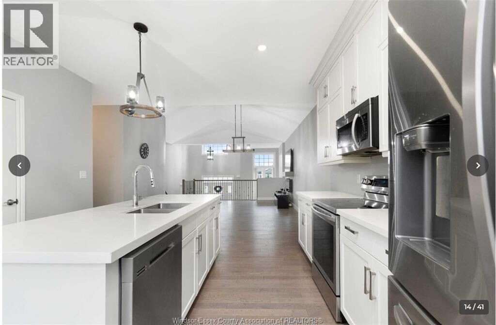 Property Photo: 192 Lennox Avenue ON N8M 0A7