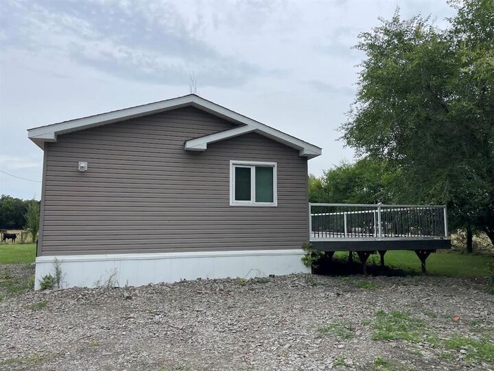 Property Photo: 79086 Highway 5 South Road MB R0J 1H0