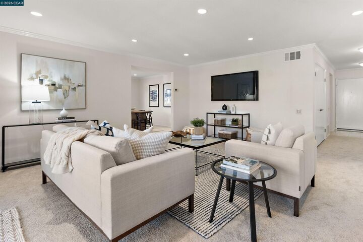 Property Photo: 1501 Ptarmigan Dr 7B CA 94595