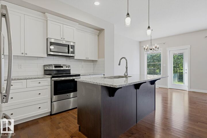 Property Photo:  39 Greenbury Manor  AB T7X 0M1 