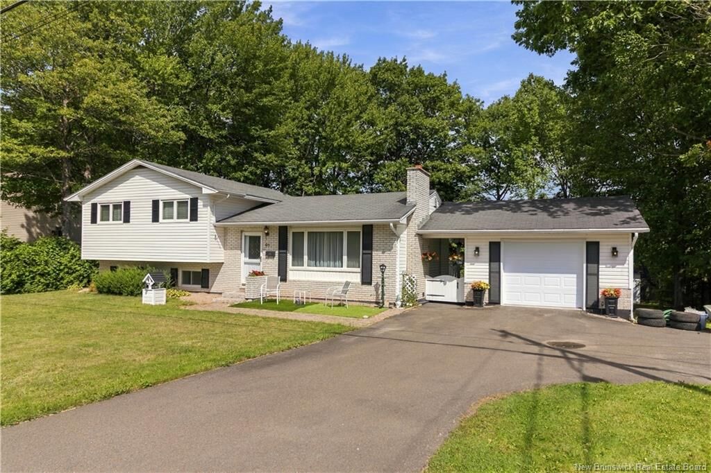 Property Photo:  91 Springwater Lane  NB E3C 1H8 
