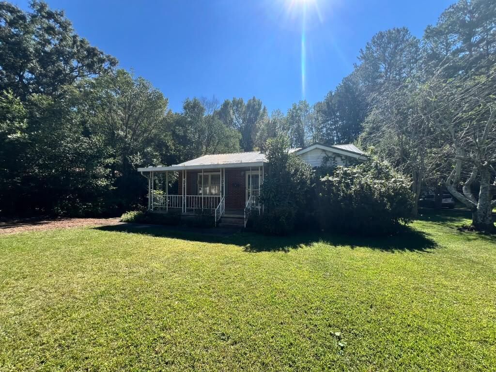 Property Photo:  1026 Magbee Drive SE  GA 30080 
