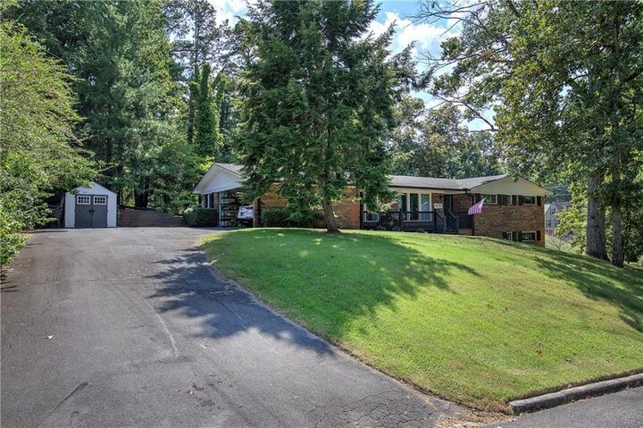 Property Photo: 1717 Rio Vista Drive GA 30720