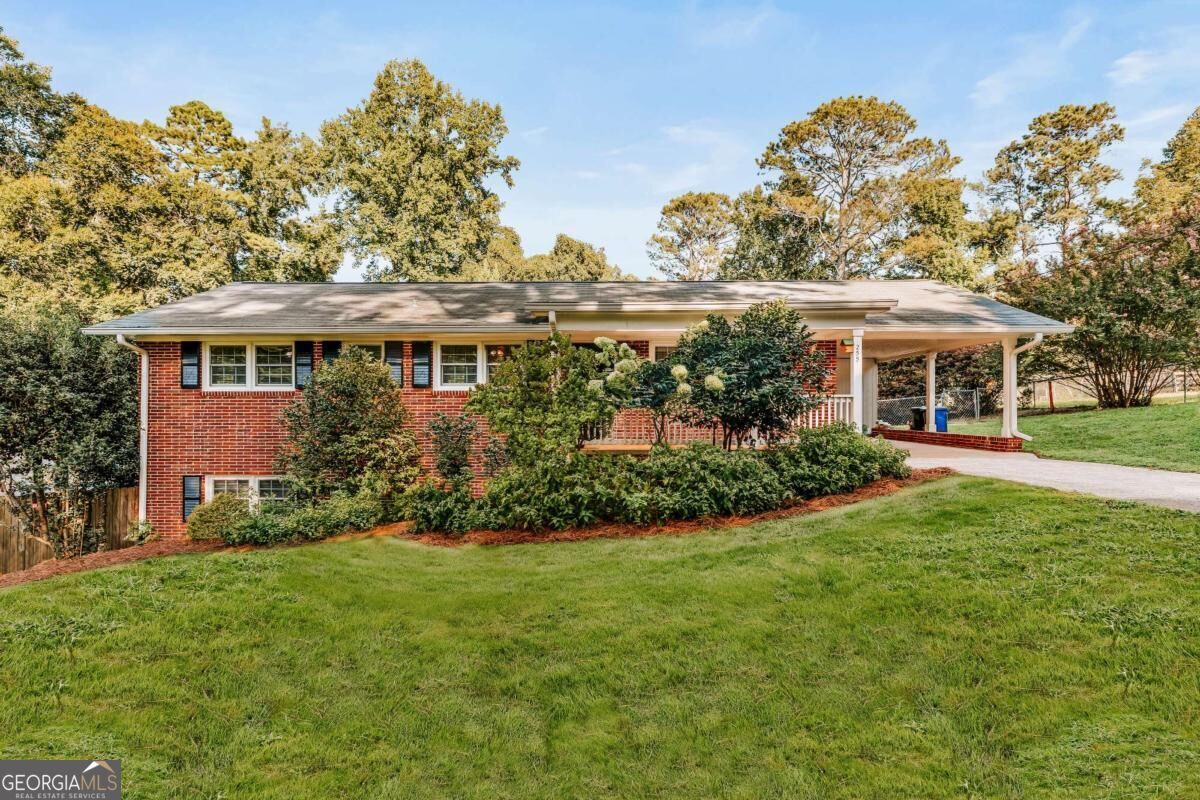 Property Photo:  255 Caroline Avenue  GA 30606 