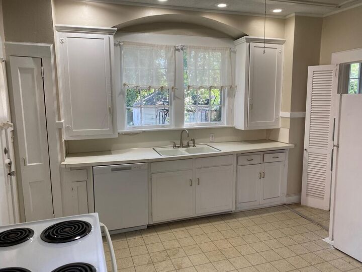Property Photo:  1256 Peacock Avenue  GA 31906 