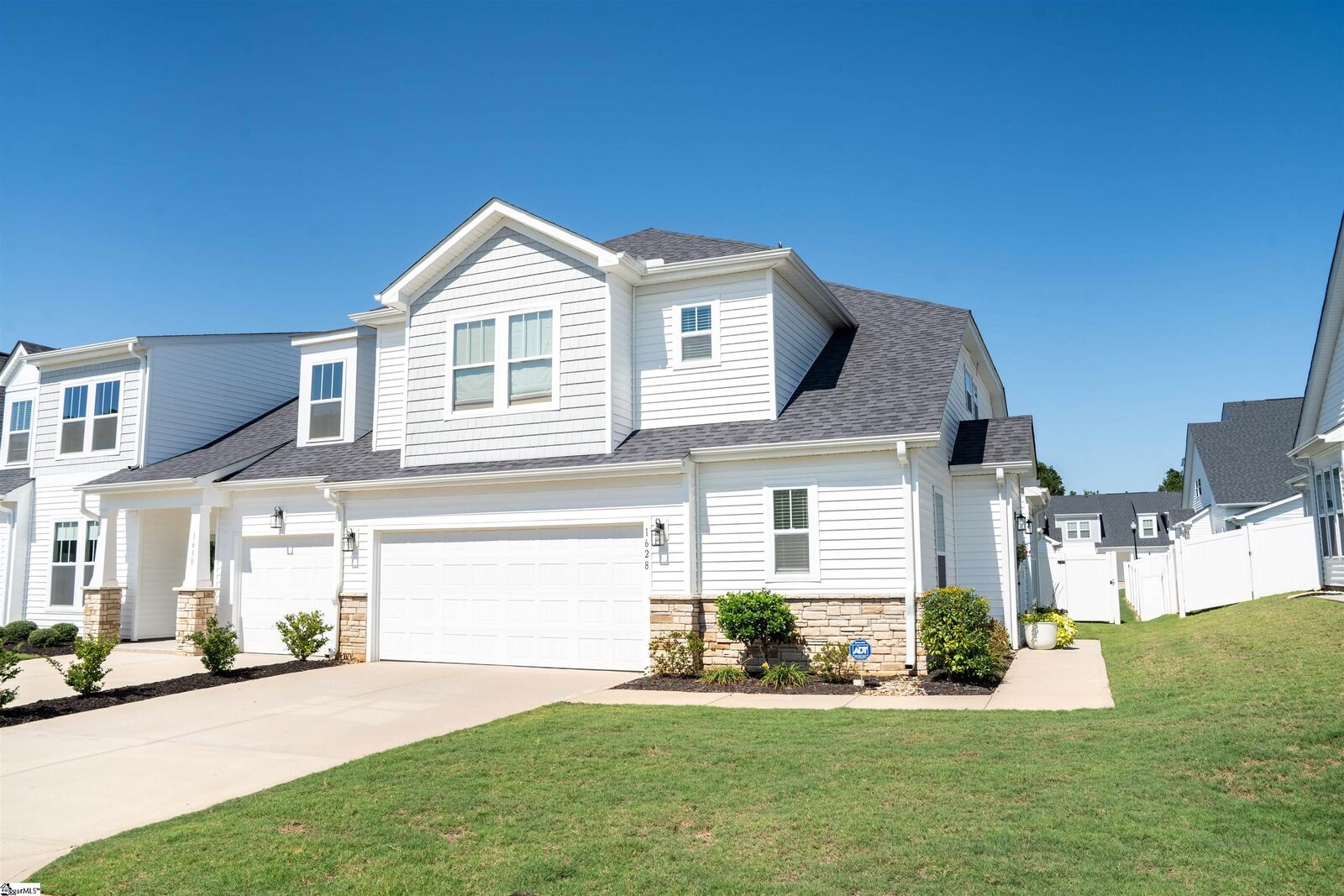 Property Photo:  1628 Chelmsford Court  SC 29301 