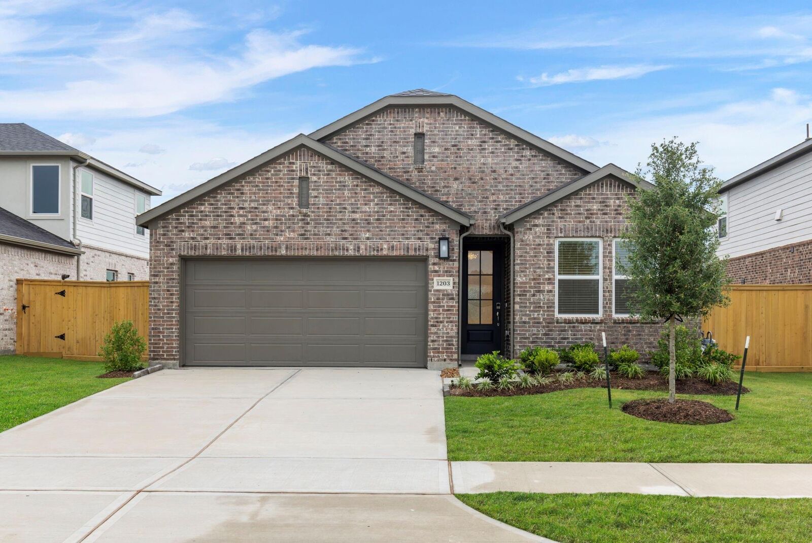 Property Photo:  1203 Buffalo Run  TX 77375 