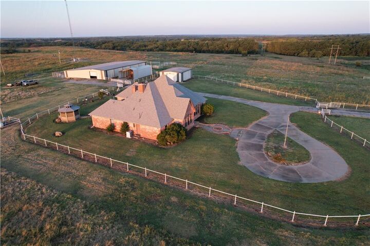 Property Photo:  54087 US Highway 60 Highway  OK 74633 